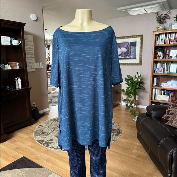 Lane Bryant blue & white short sleeve blouse-size XXXL - Picture 6 of 8